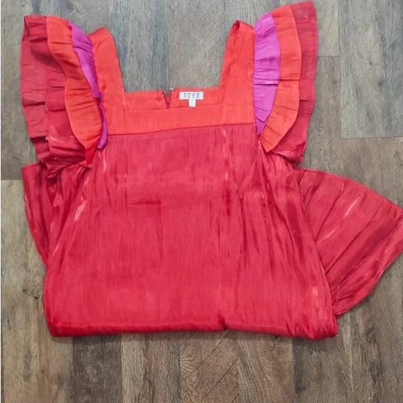 ✨❤️Red Ruffled Dress - Picture 2 of 3